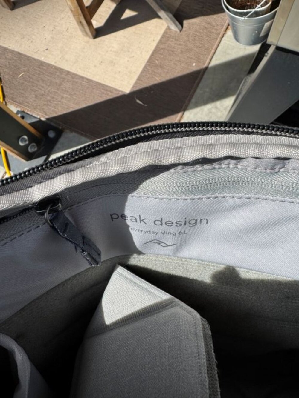 Peak Design 6 Liter Sling - Blue - Picture 4 of 4